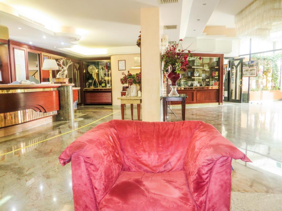 איסרניה Grand Hotel Europa מראה חיצוני תמונה