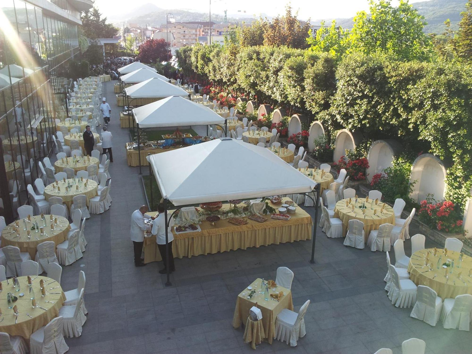 איסרניה Grand Hotel Europa מראה חיצוני תמונה