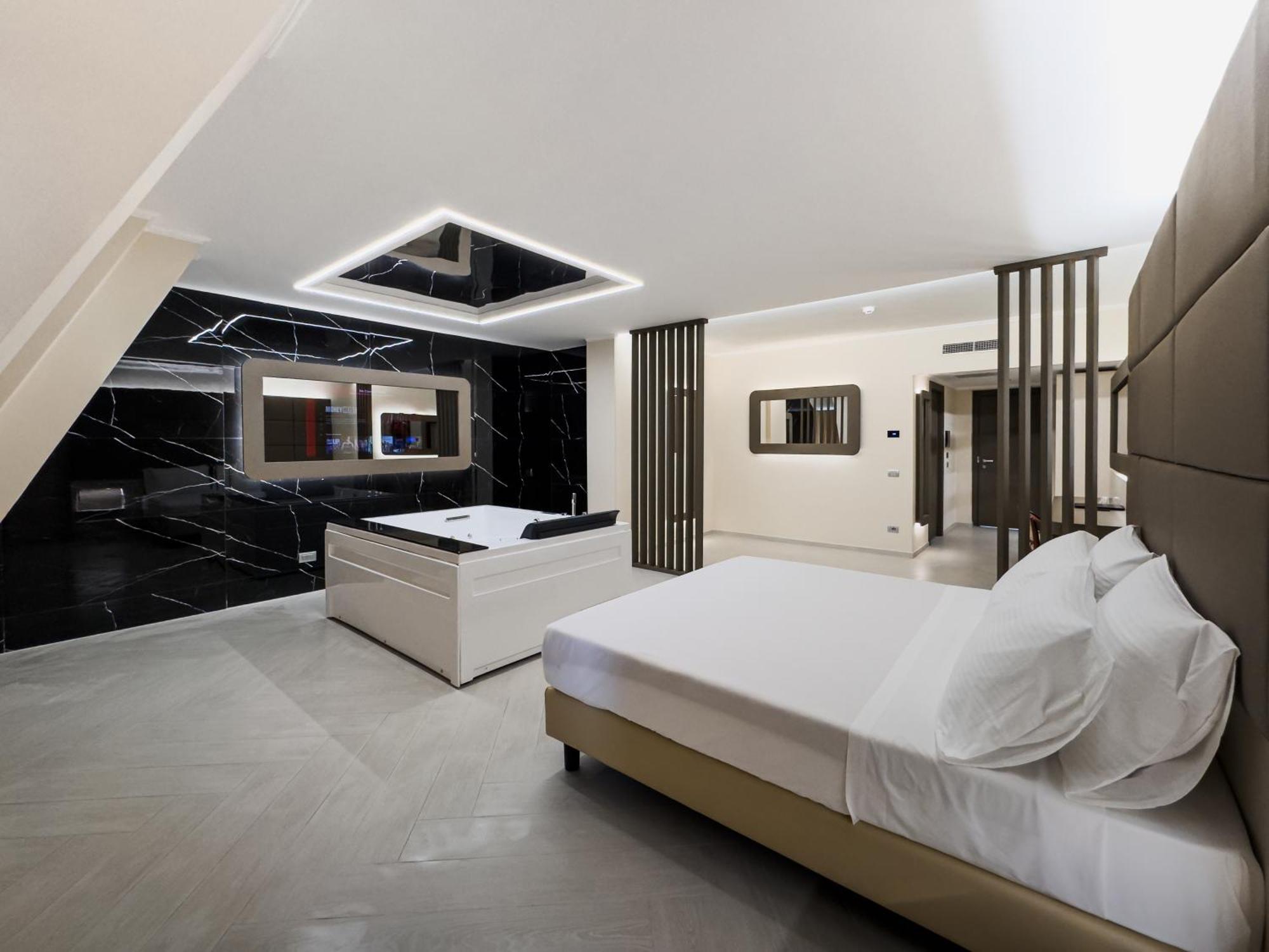 איסרניה Grand Hotel Europa מראה חיצוני תמונה